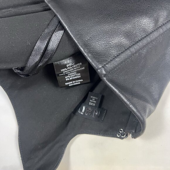 NBD Elodie Faux Vegan Leather Crop Top Size XXS Black Corset One Shoulder Strap - Picture 7 of 9